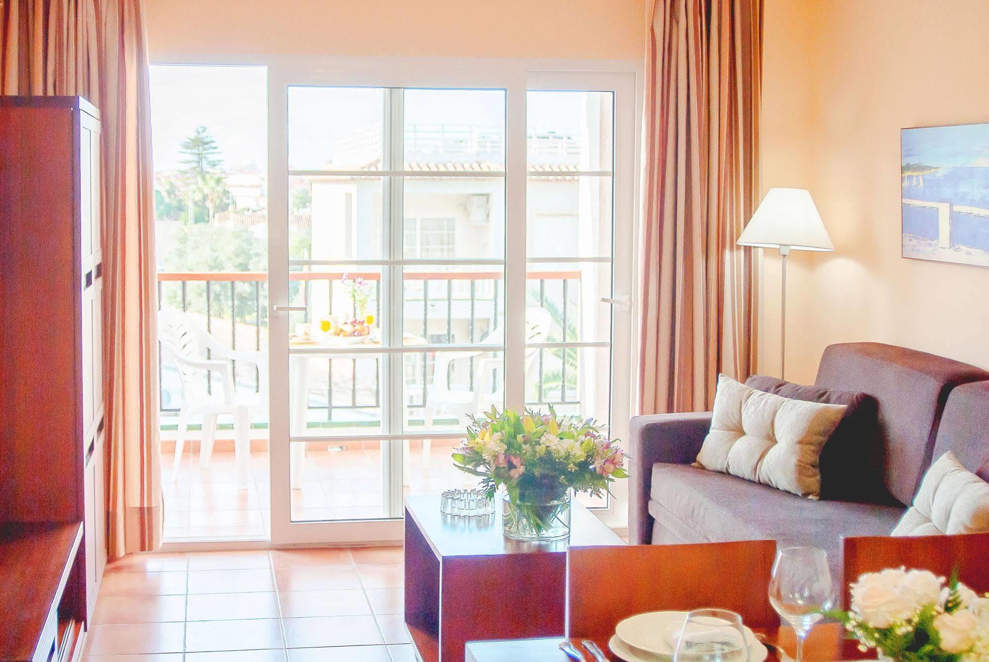 Aparthotel Ona Ogisaka Garden Denia Exteriér fotografie
